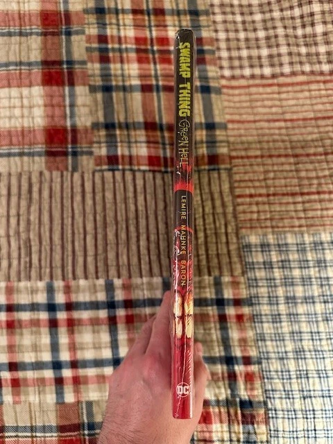 Swamp Thing: Green Hell от Jeff Lemire (DC Comics HC) - Изображение 2 из 4