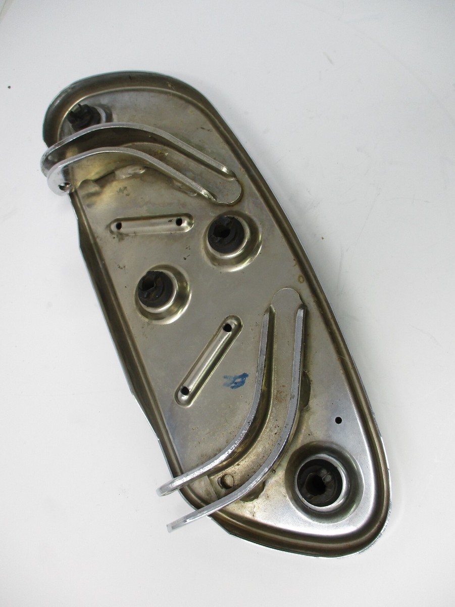 Harley-Davidson OEM 11-22 L.H. Streamliner Rider Floorboard