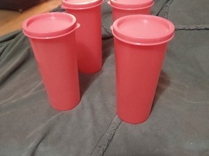 Set Of 4 Tupperware Vintage 12 OZ Tumblers/Glasses With Lids #6379