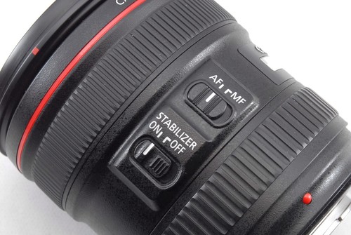 Lente Canon EF 24-70 mm F/4 L IS USM con caja - Imagen 9 de 13