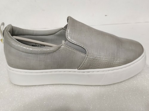 Journee Collection Womens Patrice Grey Casual Flats Size 8.5  - Picture 4 of 9