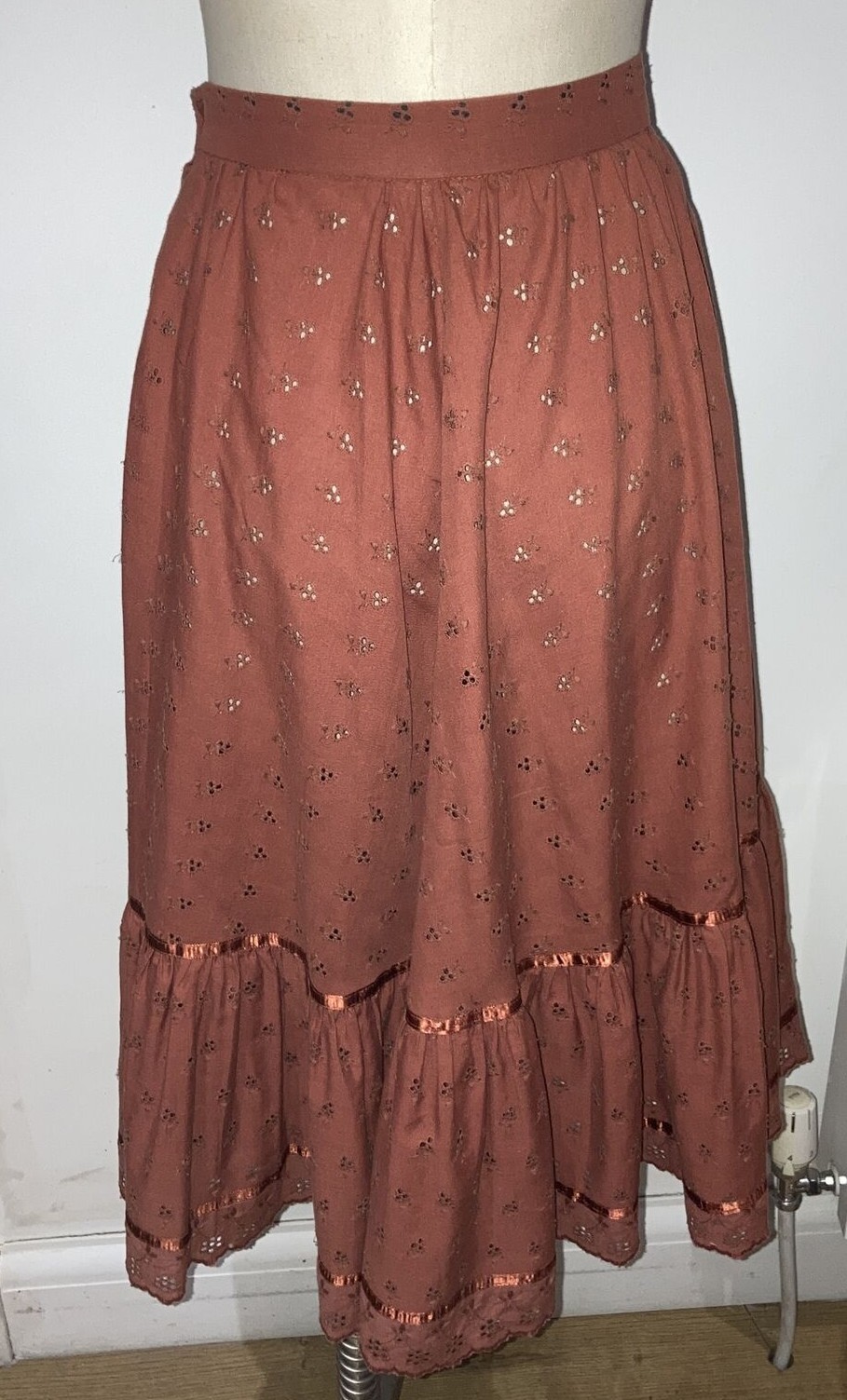 1970s Wallis Rust Broderie Anglais Skirt, Vintage Size 12 UK, 13" across waist  3