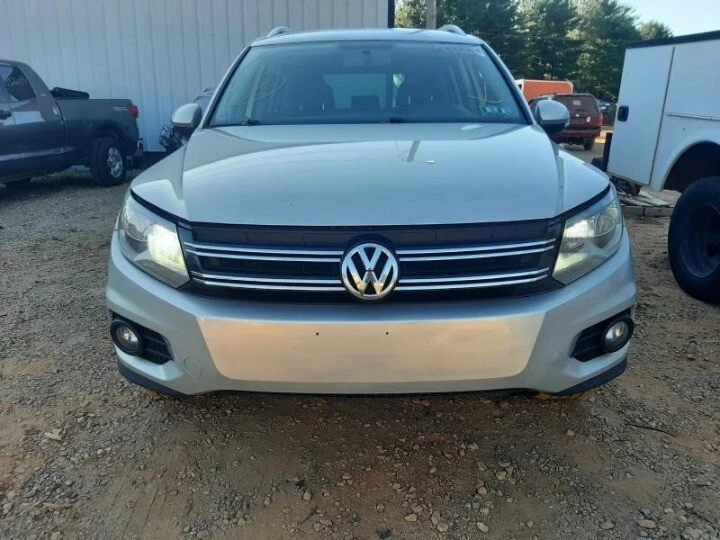 2012-2014 Volkswagen Tiguan Rear Axle Differential Carrier Assembly 12-14 OEM — 第 3/4 张图片