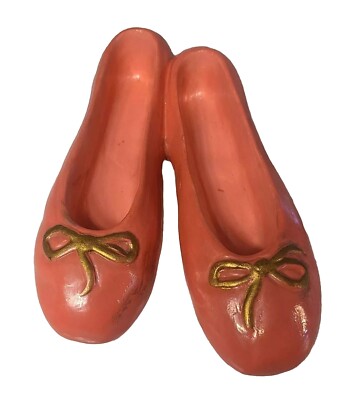 Ballet Shoe Wall Decor Pink With Gold Painted Bows Loop Hanger Vintage 