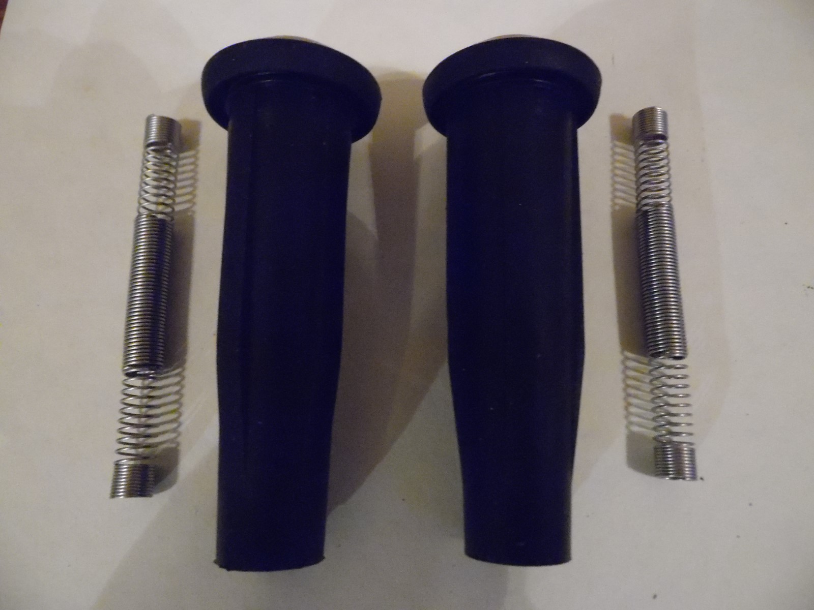 2 Autolite Professional Series Coil On Plug Boots 50033, Replaces NGK 58939