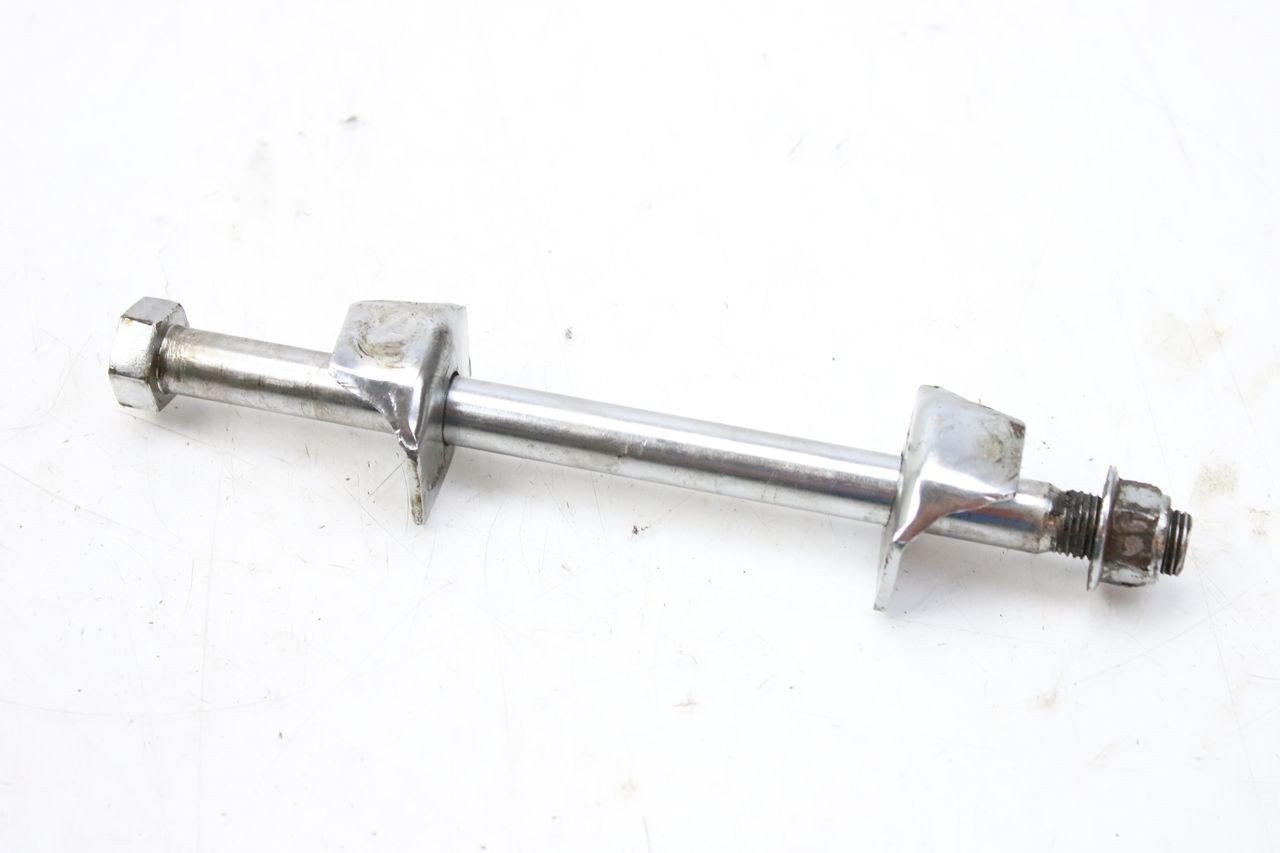 REAR WHEEL AXLE - KEEWAY TX 50 (2008 - 2015)