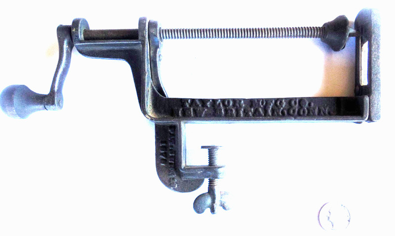 Potato slicer "TAYLOR MFG NEW BRITAIN CONN. PAT JUNE 10 1878 SARATOGA CHIPS 75c"