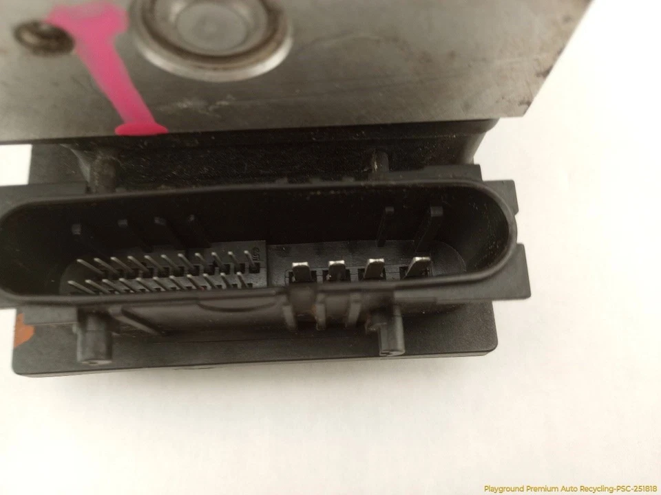 Actuador de bomba de freno antibloqueo ABS Subaru Legacy excluyendo Outback para 2005-2006 Foto 3 de 4