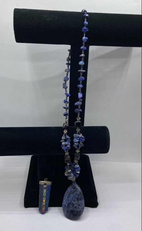 Toggle Quartz Assorted Jewelry Bundle Pendant Nec… - image 1