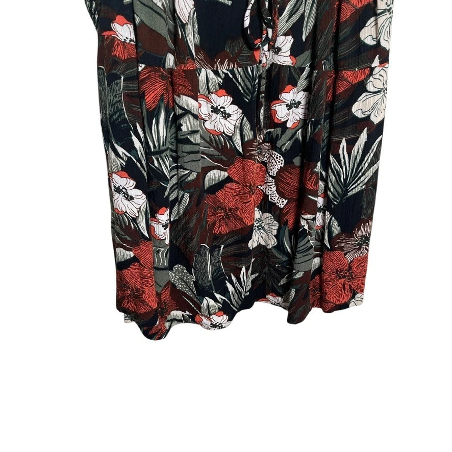 Volcom Tank Top Women's Medium Floral Smocked Sleeveless Artsy Shirt Casual - Image 3 of 4