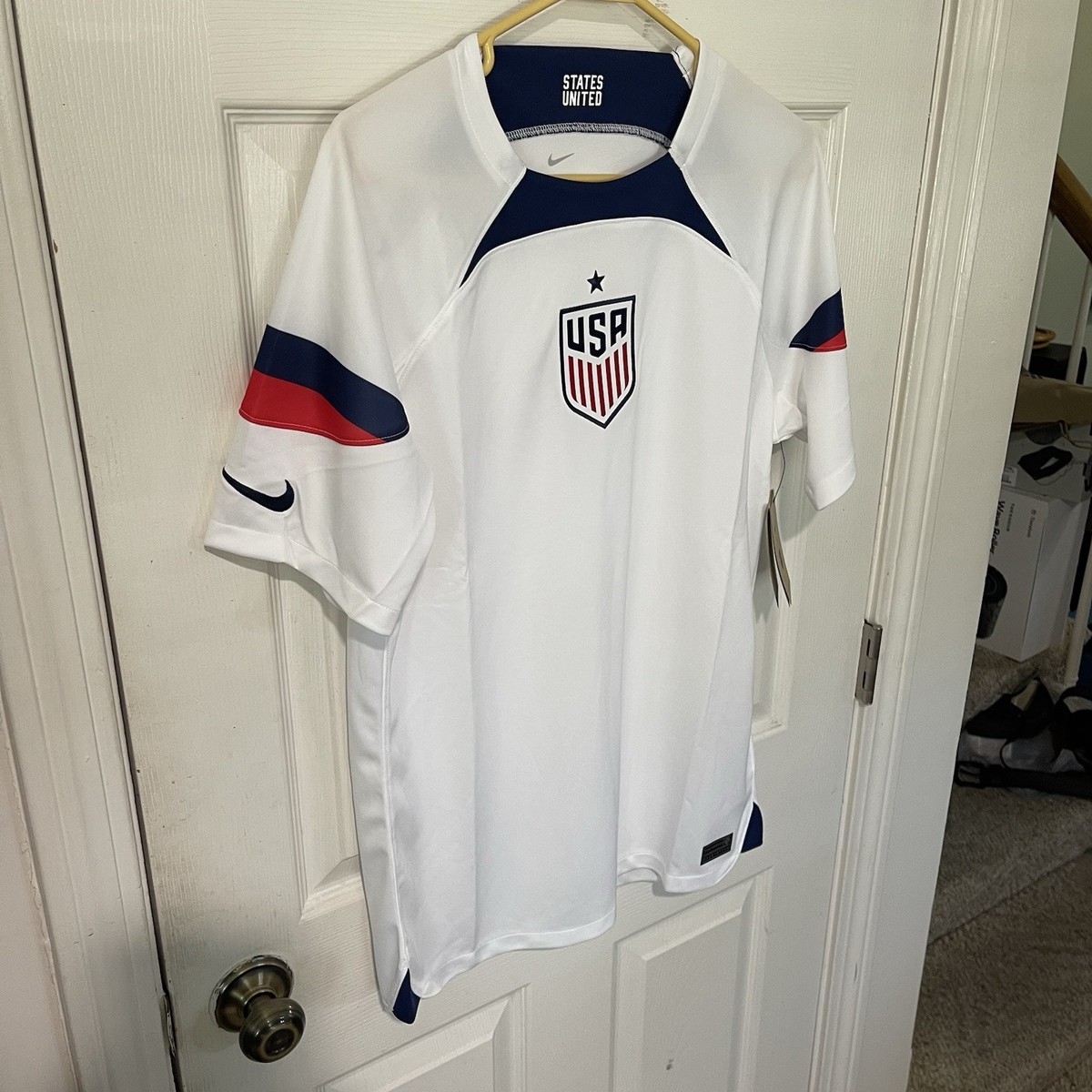 Nike Team USA Men's Size Medium USMNT Home White Soccer Jersey