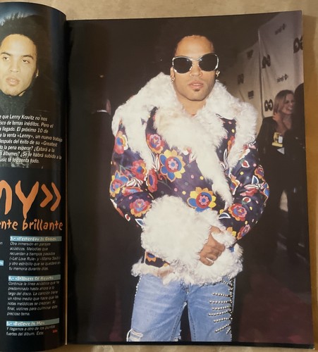 Top Music Magazine November 2001 Enrique Iglesias Britney Spears Kylie Minogue - Picture 4 of 7