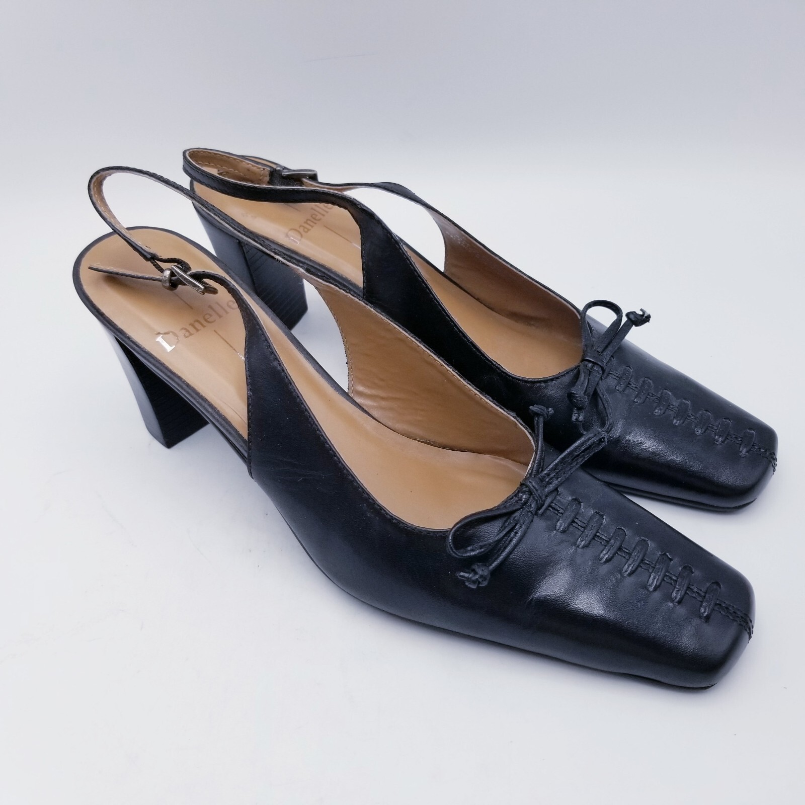 7N Black Leather Slingback Shoes Square 