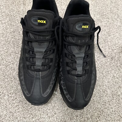 美品　Nike Air Max 95 ベージュ/ブラック　ライトクリーム　24 美品 Nike Air Max 95 ベージュ/ブラック ライトクリーム 24