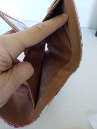 Floral Wallet Vinyl Card Holder Change Purse Compact Snap Closure 5 In By 4 In - Picture 7 of 12