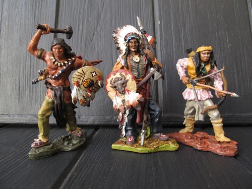 Spielzeug Blech INDIANER 75mm Metallmodell Hobby & Work Italy 3 Stück Neu - Bild 1 von 8