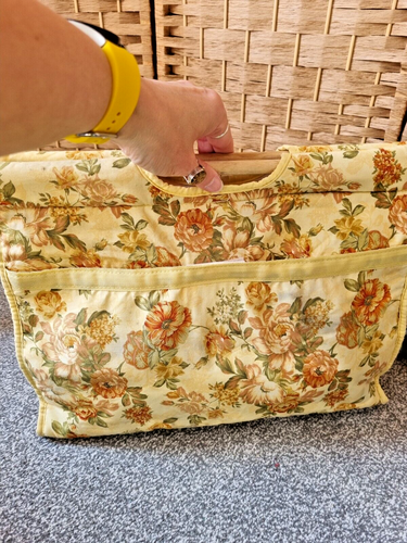 Vintage Style Fabric Craft Sewing Knitting Bag Cottagecore Floral Pattern Zipped - Picture 3 of 7