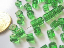 Perlas cubo cristal 4 - 4,5 mm verde hierba X 25 UNIDADES transparente ref-2