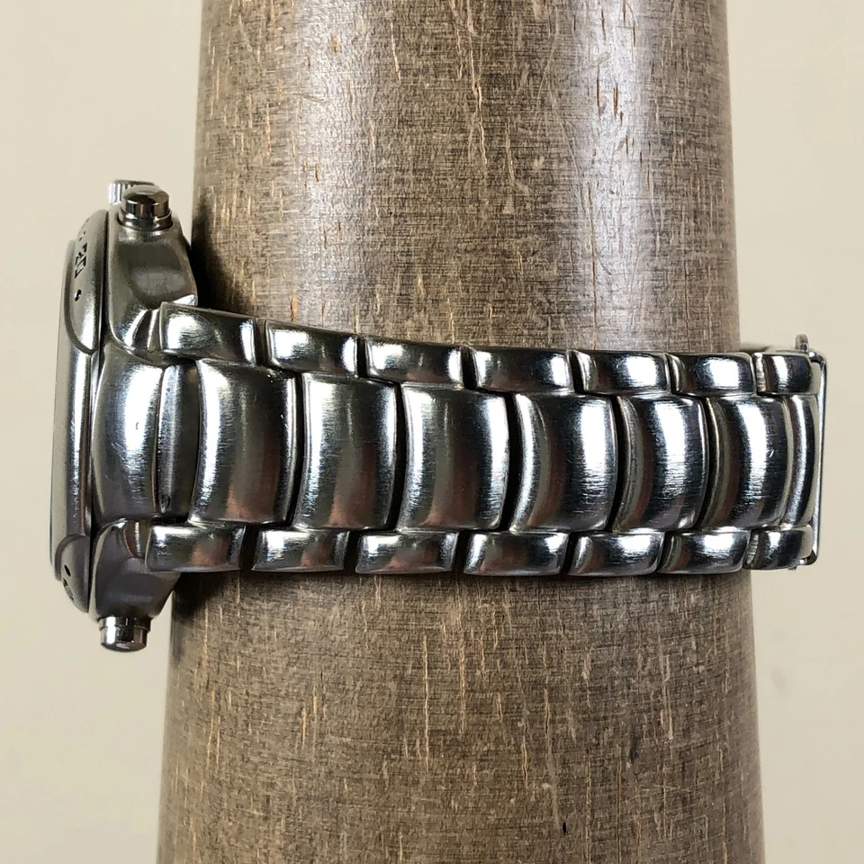 Reloj Sergio Valente Hombre P-1AAB1 Vestido Tono Plateado Cuarzo Analógico Digital 37mm 7" Foto 3 de 4