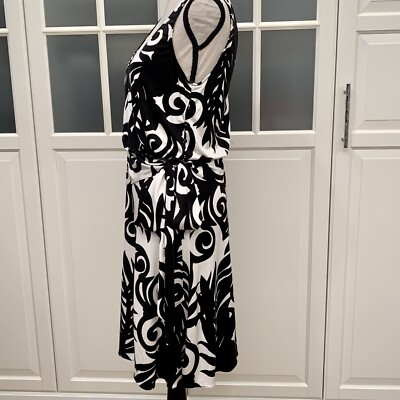 chetta b silk dress Chetta B black silk dress M (8-10)