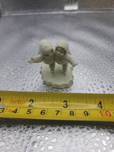Snowbabies We Make A Great Pair #7652-0 Dept 56 - Picture 7 of 19