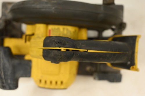 DEWALT FLEXVOLT 60V MAX Cordless Brushless 7-1/4 in. Circular Saw, - 第 3/7 張圖片