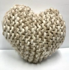 Pottery Barn Pillow Chunky Yarn Heart Shape  Hand Knit Throw Neutral White READ