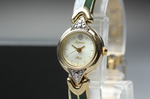 SEIKO Alba Pino Two Tone Green Women Bracelet Watch V401-0860 Vtg 1993 Near MINT