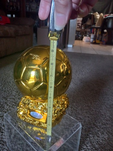 lionel messi autograph balon d oro - Picture 5 of 5