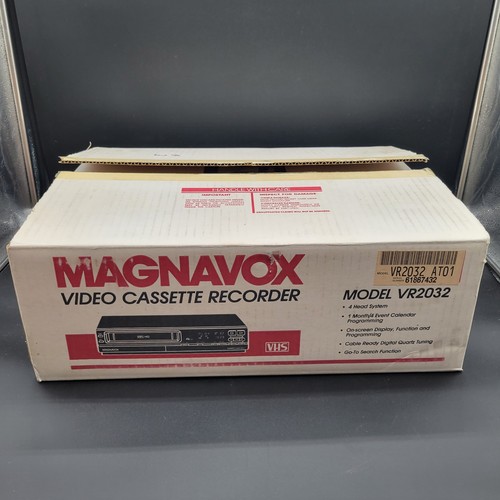 MAGNAVOX VR2032AT01 Videoregistratore Videoregistratore HQ Lettore VHS Telecomando Nuovo!! - Foto 12 di 12