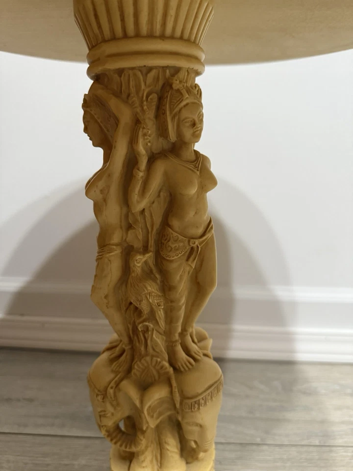 Mesa pedestal asiática dragón tallada a mano años 60 hecha en Italia Foto 3 de 4