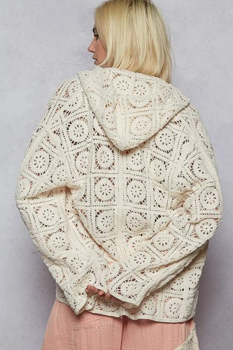 Cárdigan suéter con capucha frontal abierto de ganchillo talla única POL en beige crema - Imagen 3 de 6