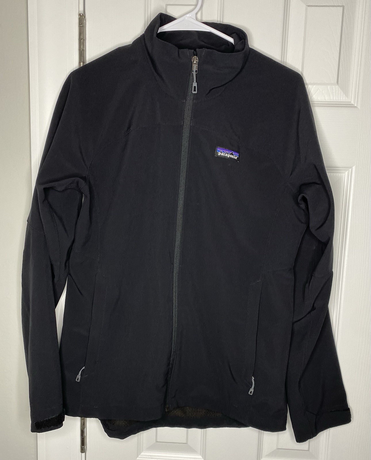 Patagonia Women’s Soft shell Full Zip Basic Jacke… - image 1