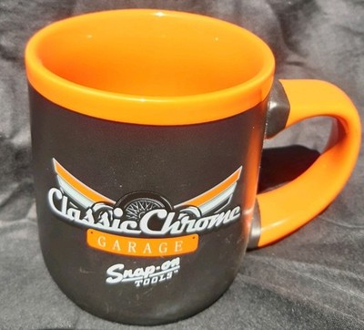 Snap-on Tools Keramiktasse ''Classic Chrome Garage''.  Innenausstattung schwarz orange matt