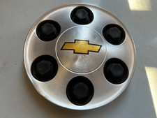 GM Chevrolet 6 Lug Brushed Aluminum Wheel Center Cap 9596341