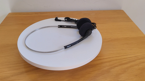 Walkman Personal Stereo Retro Headphones - 80s Vintage Style - Black Pads - - Video 1 of 1