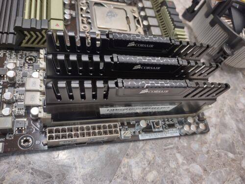 ASUS SABERTOOTH X58 ATX Intel LGA1366 DDR3 mit Core i7-950, 12GB COMBO!!!! - Bild 12 von 18
