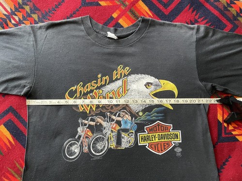 Camiseta negra Harley Davidson Chasin The Wind vintage años 80 puntada única EE. UU. - Imagen 8 de 9