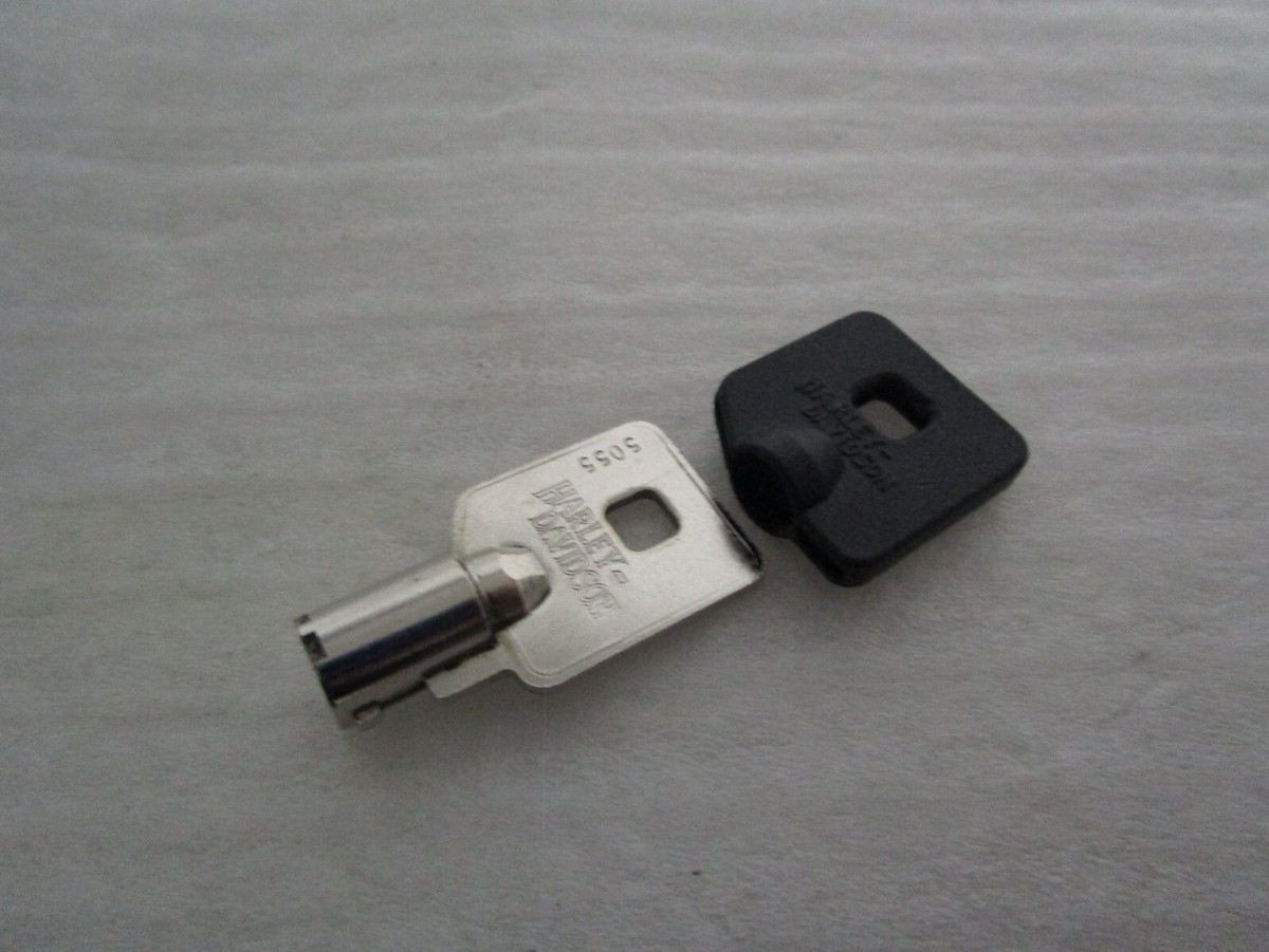 ハート Harley Davidson Ignition Fork Barrel Lock Key CODE 5055 | eBay