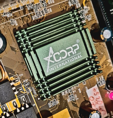 VIA Acorp 694TA Rev1 P3 PC motherboard - Picture 3 of 22