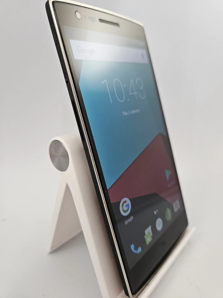 OnePlus One A0001 Black Unlocked 16GB 3GB RAM 5.5" Android Smartphone - Image 2 of 4