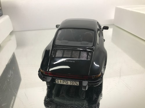 MINICHAMPS 063020 PORSCHE 911 CARRERA COUPE 1983 -BLACK 1:18- GOOD IN BOX - Picture 13 of 17