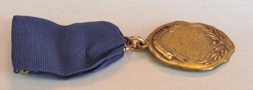 Antique 1928 Writing Gregg Shorthand Gold Filled Award Medal J.Ritchie NY - Picture 5 of 11