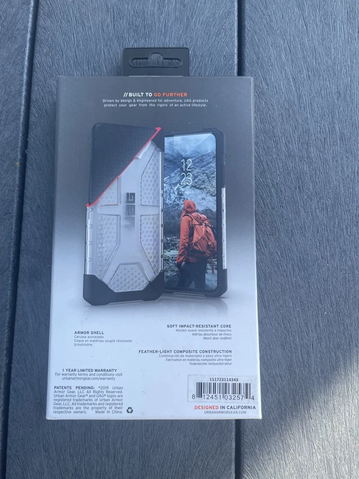 Funda de plasma Urban Armor Gear para Apple iPhone 11 Pro Max - Hielo nueva en caja Foto 2 de 4