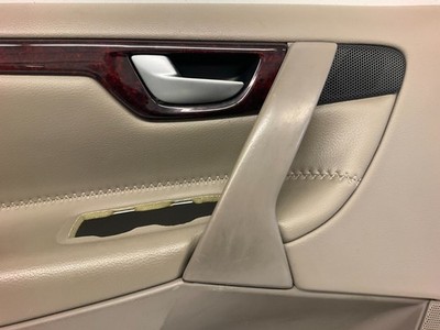 VOLVO V70 XC (01-) 木製テーブル　ボルボxc70 sb 01-09 Volvo XC70 S60 V70 Left Front Door Panel Oak/Oak Leather W/O