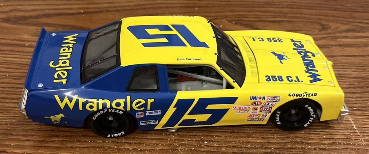 Action #15 Dale Earnhardt Wrangler 1979 Ventura 1 24 for