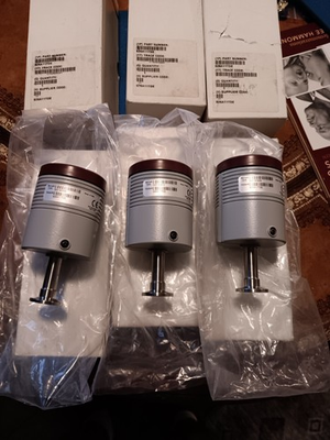 #ad 626A11TDE.....S BARATRON PRESSURE TRANSDUCER TYPE 626 5 TORR MKS $2000.00