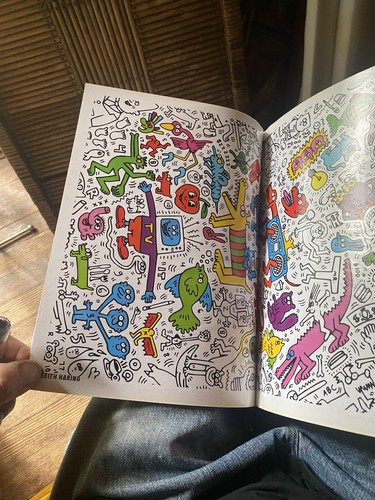 Vintage Keith Haring Aufkleber Malbuch mit Seiten Ergänzung Künstler - Bild 6 von 11