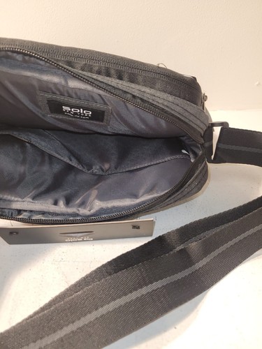 Pair of Solo New York Ludlow Universal Tablet Sling BACKPACK (UBN210-10). NEW - 第 4/5 張圖片