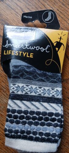 Smartwool socks women sm small s Flake Isle knit Gray merino wool stripe ❄️ Snow - Picture 1 of 4